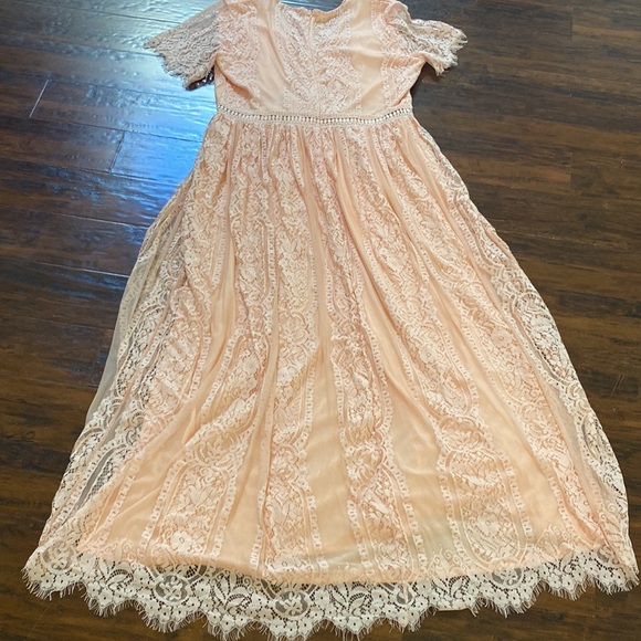 Peach Short Sleeve Maxi Lace Dress Size XXL - Picture 6 of 6